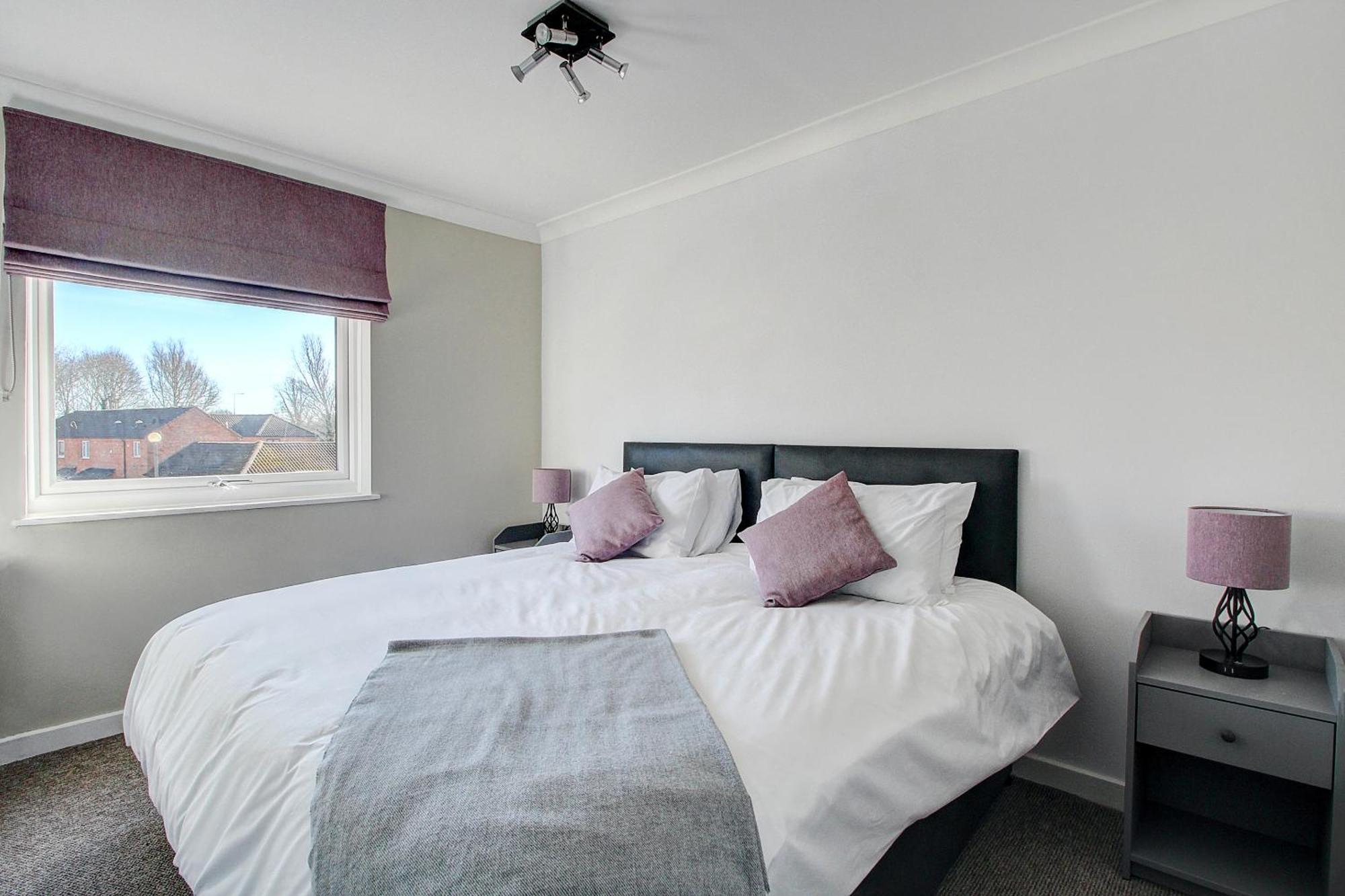 מילטון קינס 2 Minutes From Mk Central By Car- 2 Bed Apartment - 2 Free Parking Spaces- Hosted By Stayinmk מראה חיצוני תמונה